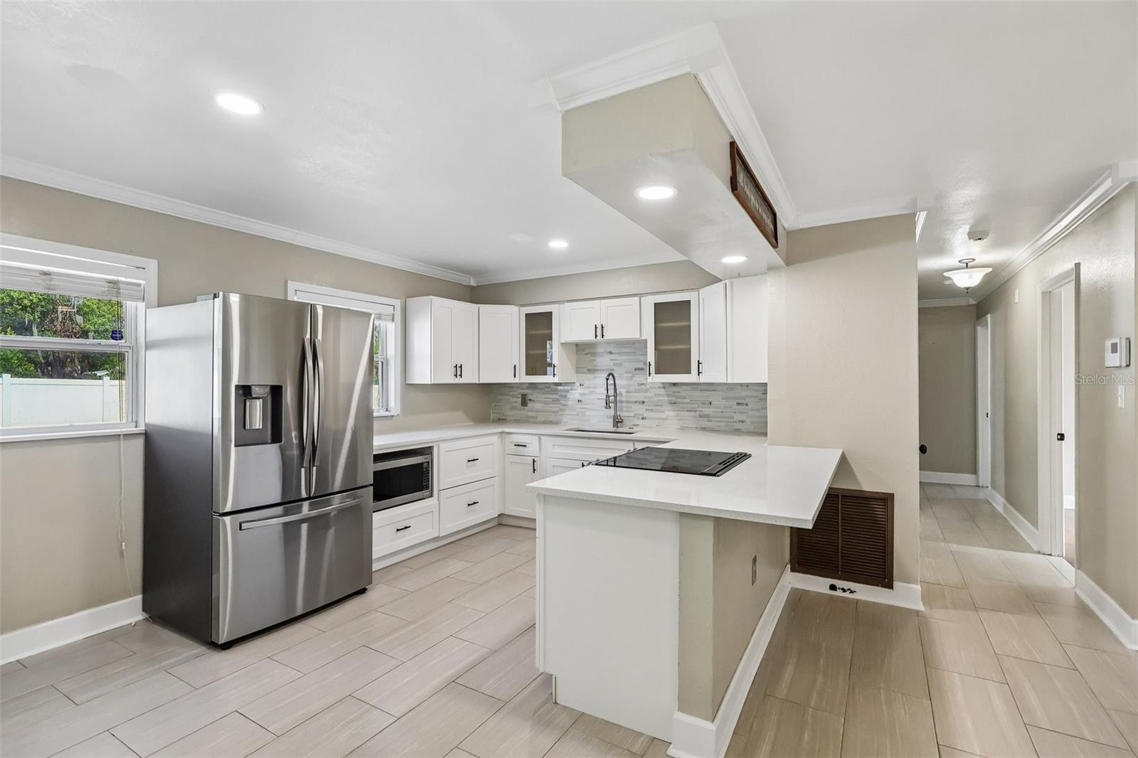 321 E 11TH AVE, MOUNT DORA, FL, 32757