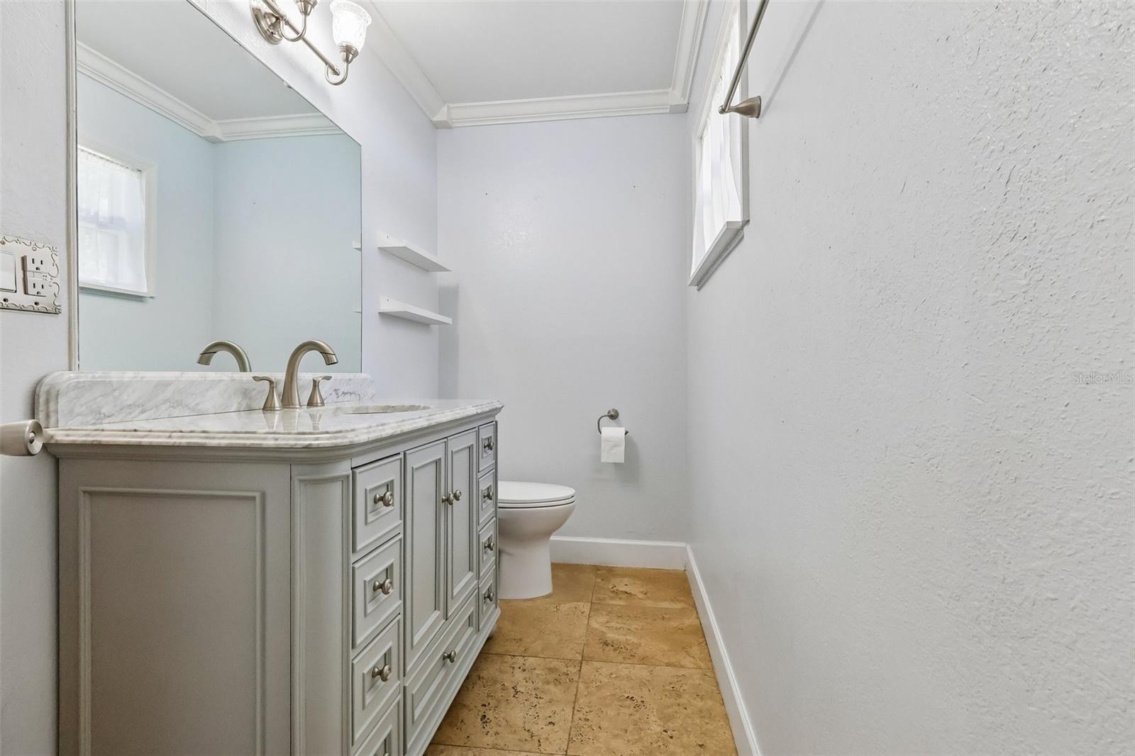 321 E 11TH AVE, MOUNT DORA, FL, 32757