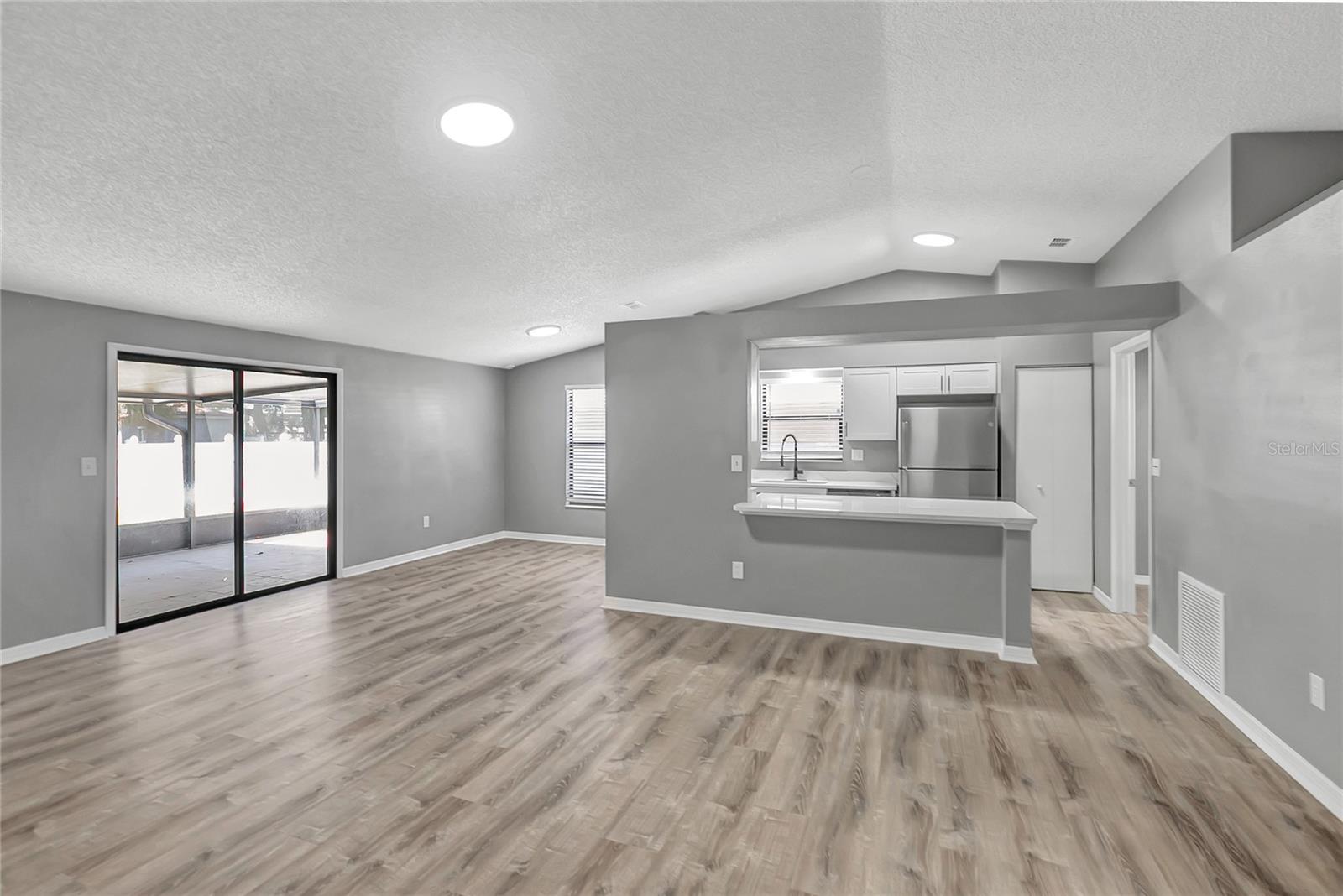 11333 MAYBROOK AVE, RIVERVIEW, FL, 33569