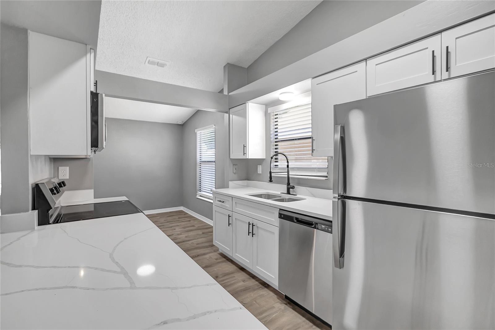 11333 MAYBROOK AVE, RIVERVIEW, FL, 33569