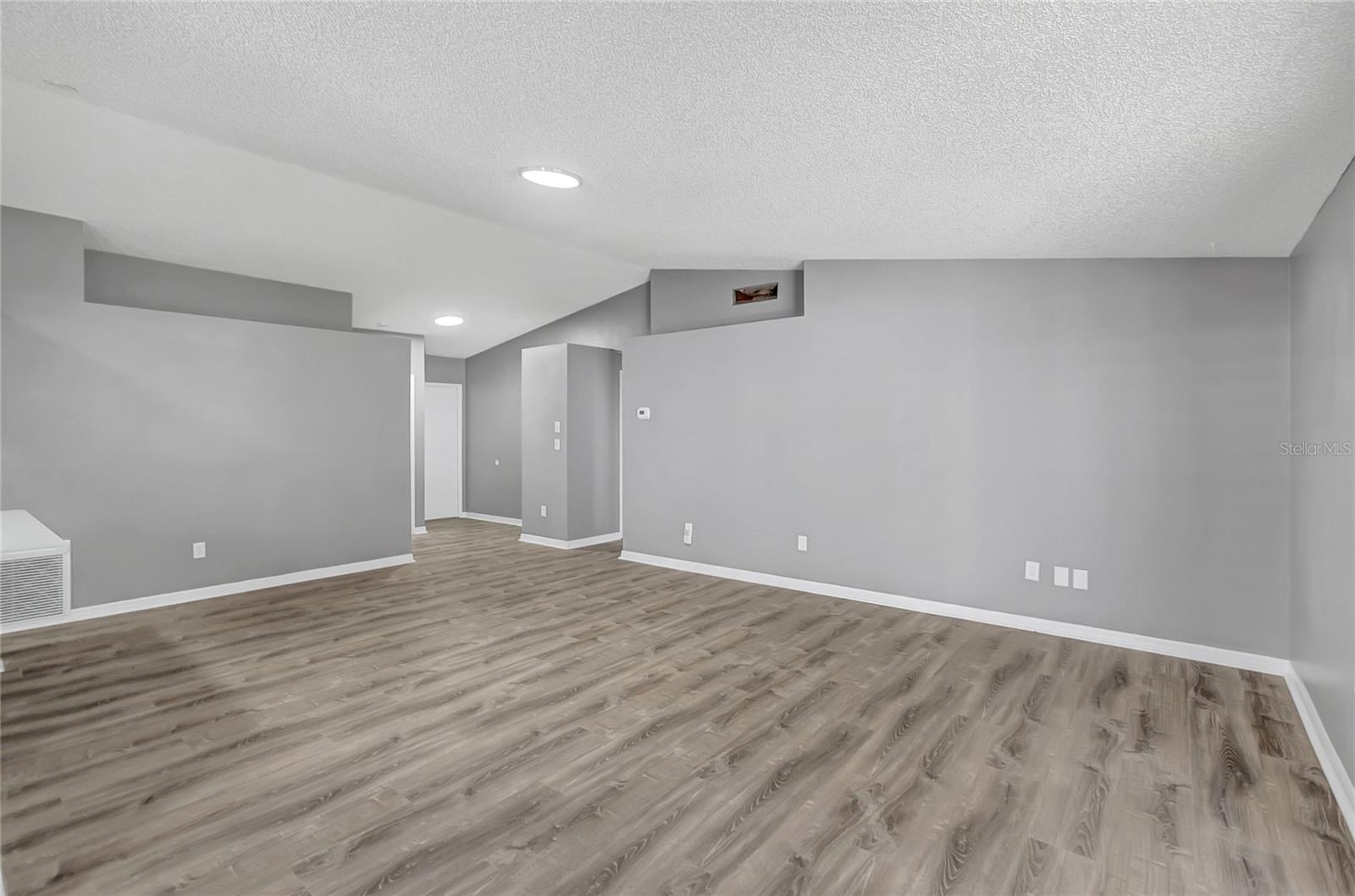 11333 MAYBROOK AVE, RIVERVIEW, FL, 33569