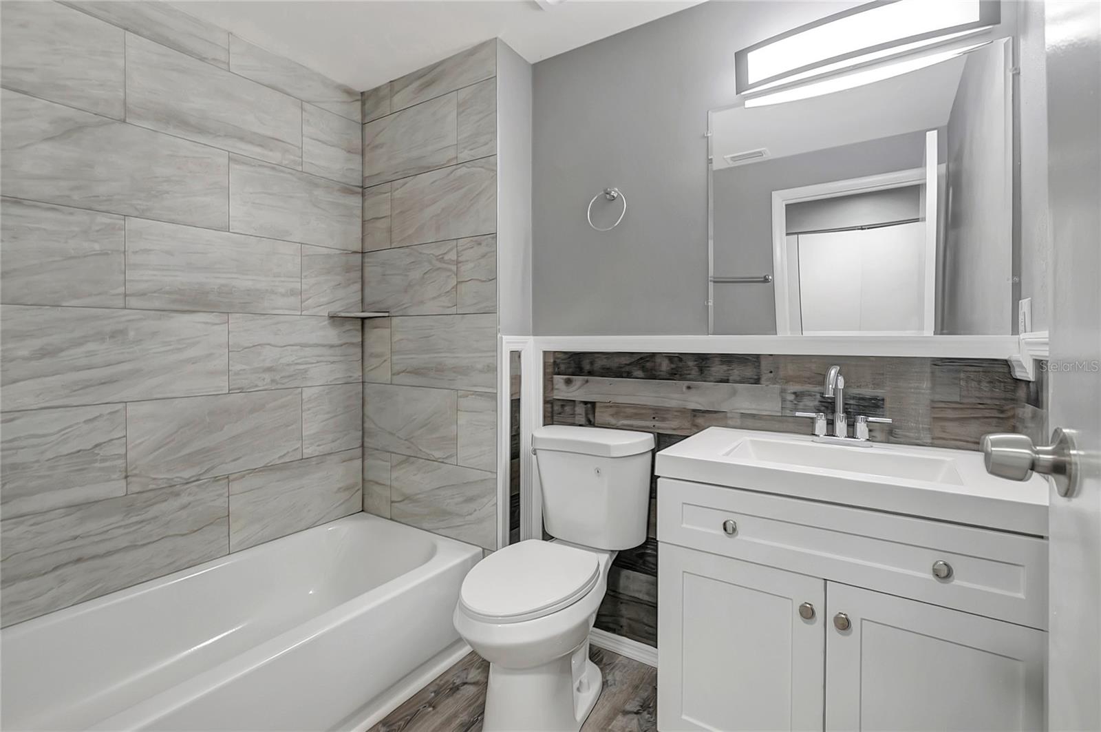 11333 MAYBROOK AVE, RIVERVIEW, FL, 33569