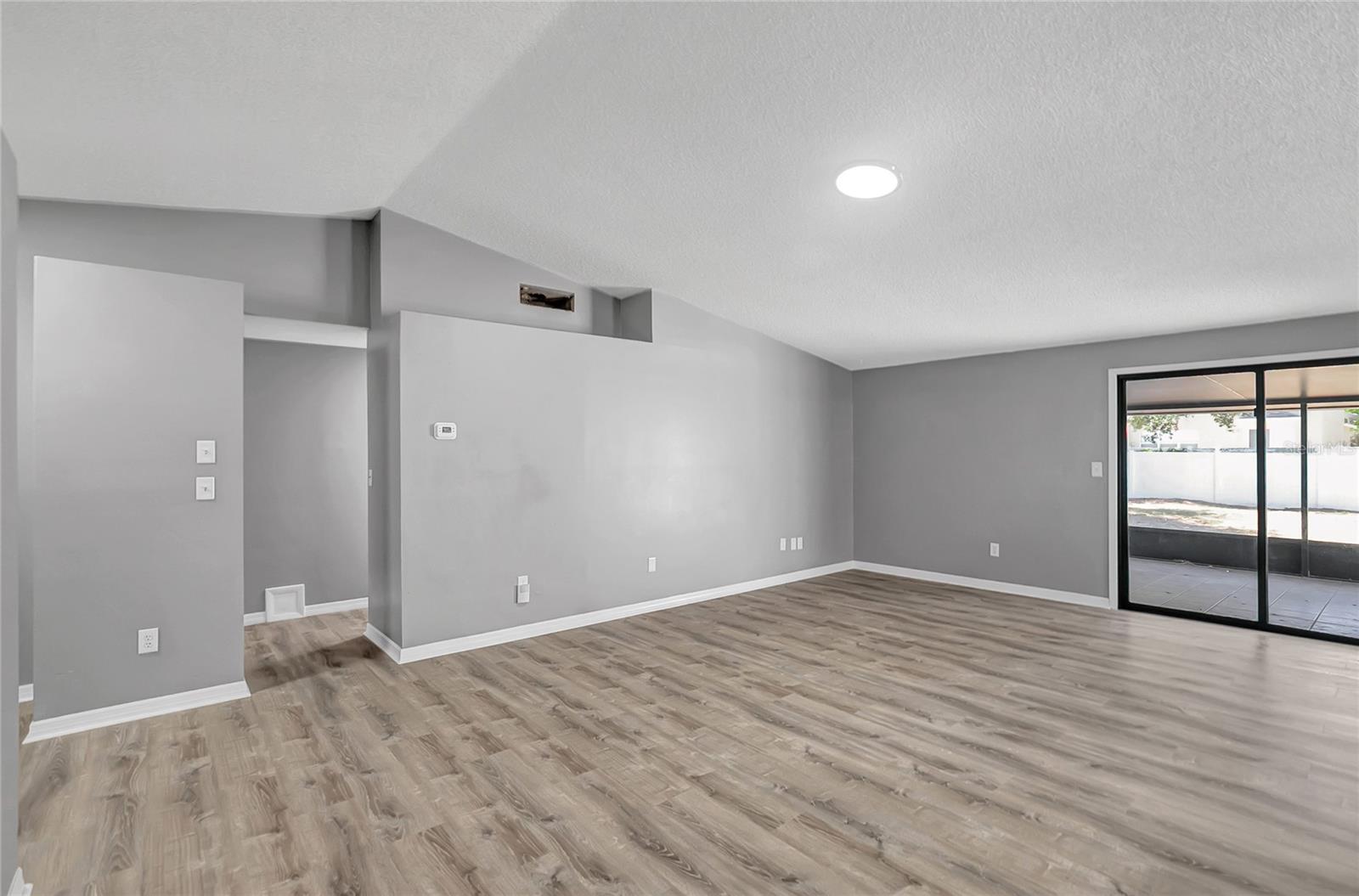 11333 MAYBROOK AVE, RIVERVIEW, FL, 33569