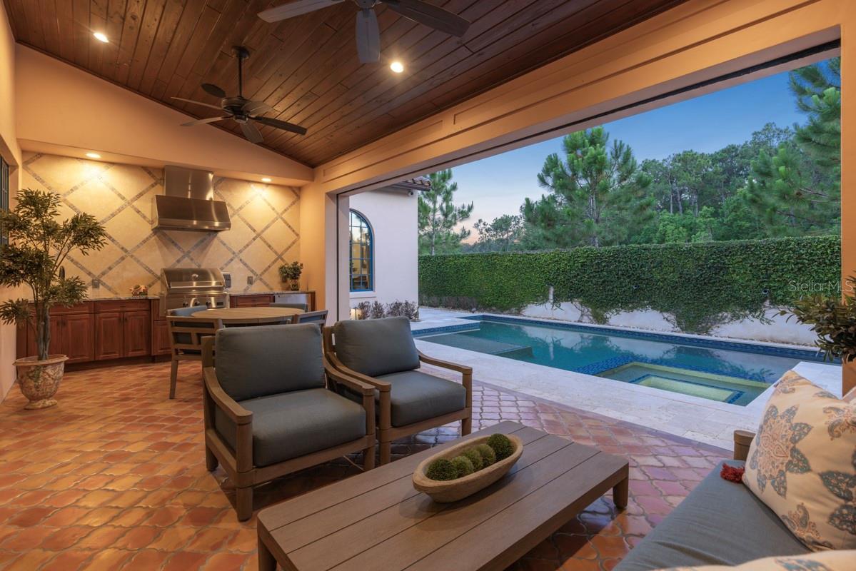 10066 MELODY TIME DR, GOLDEN OAK, FL, 32836