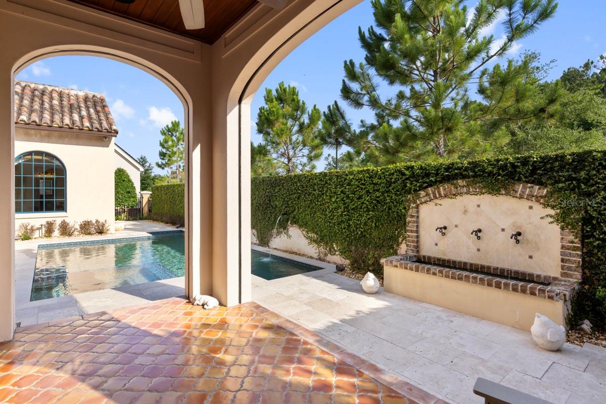 10066 MELODY TIME DR, GOLDEN OAK, FL, 32836
