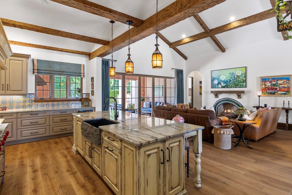 10066 MELODY TIME DR, GOLDEN OAK, FL, 32836
