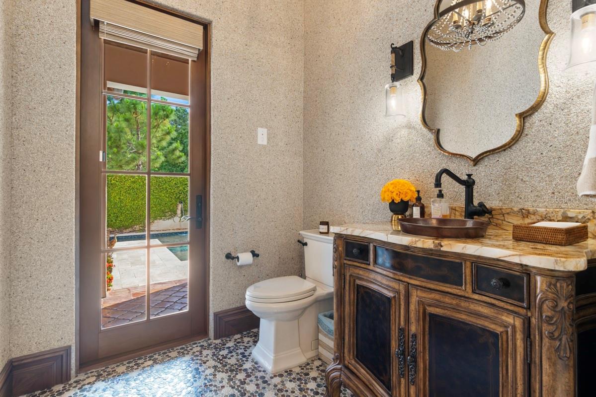 10066 MELODY TIME DR, GOLDEN OAK, FL, 32836