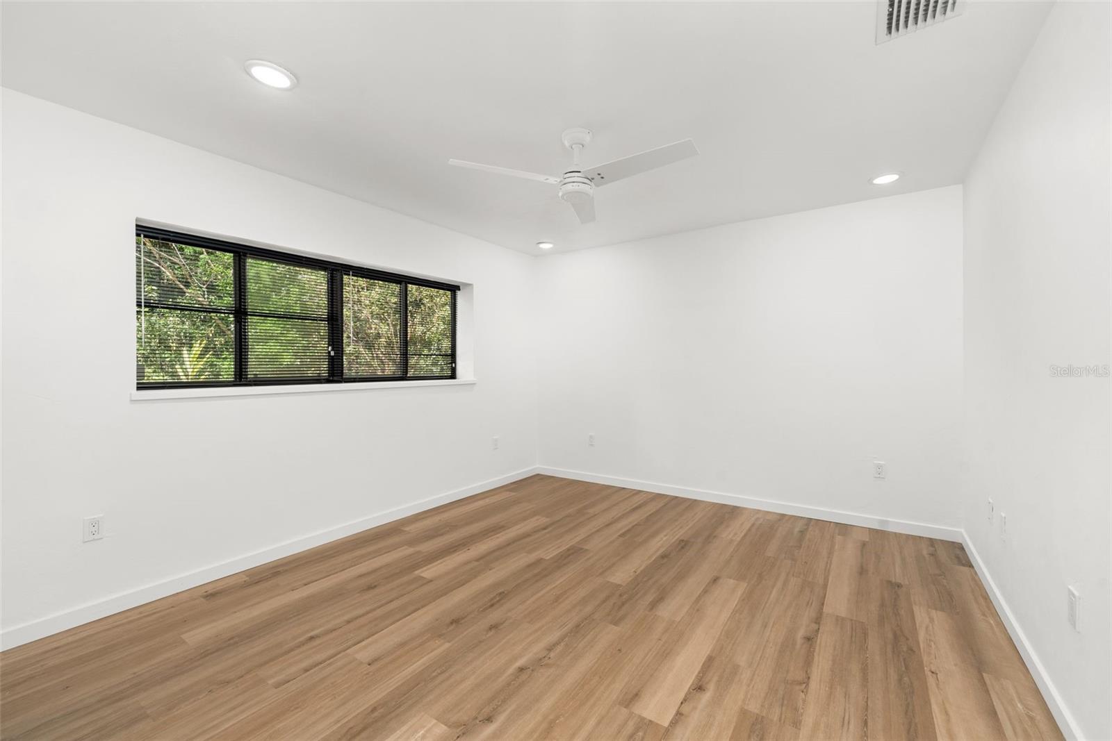 2261 NW 24TH AVE, GAINESVILLE, FL, 32605