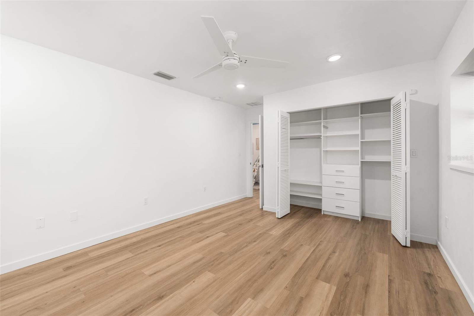 2261 NW 24TH AVE, GAINESVILLE, FL, 32605