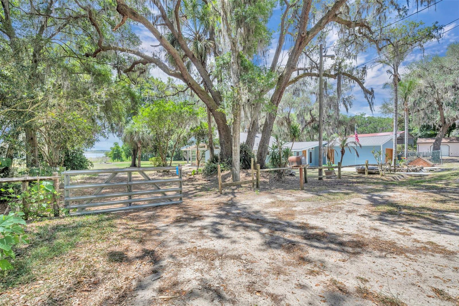 13450 SE 105TH TER, OCKLAWAHA, FL, 32179