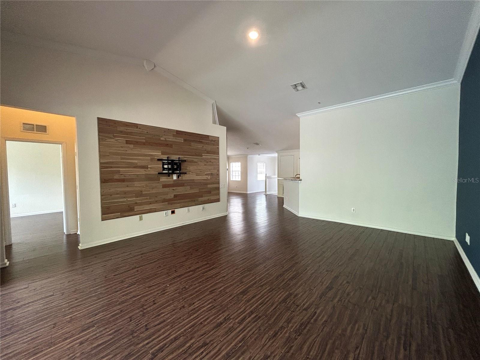 2679 METRO SEVILLA DR #105, ORLANDO, FL, 32835
