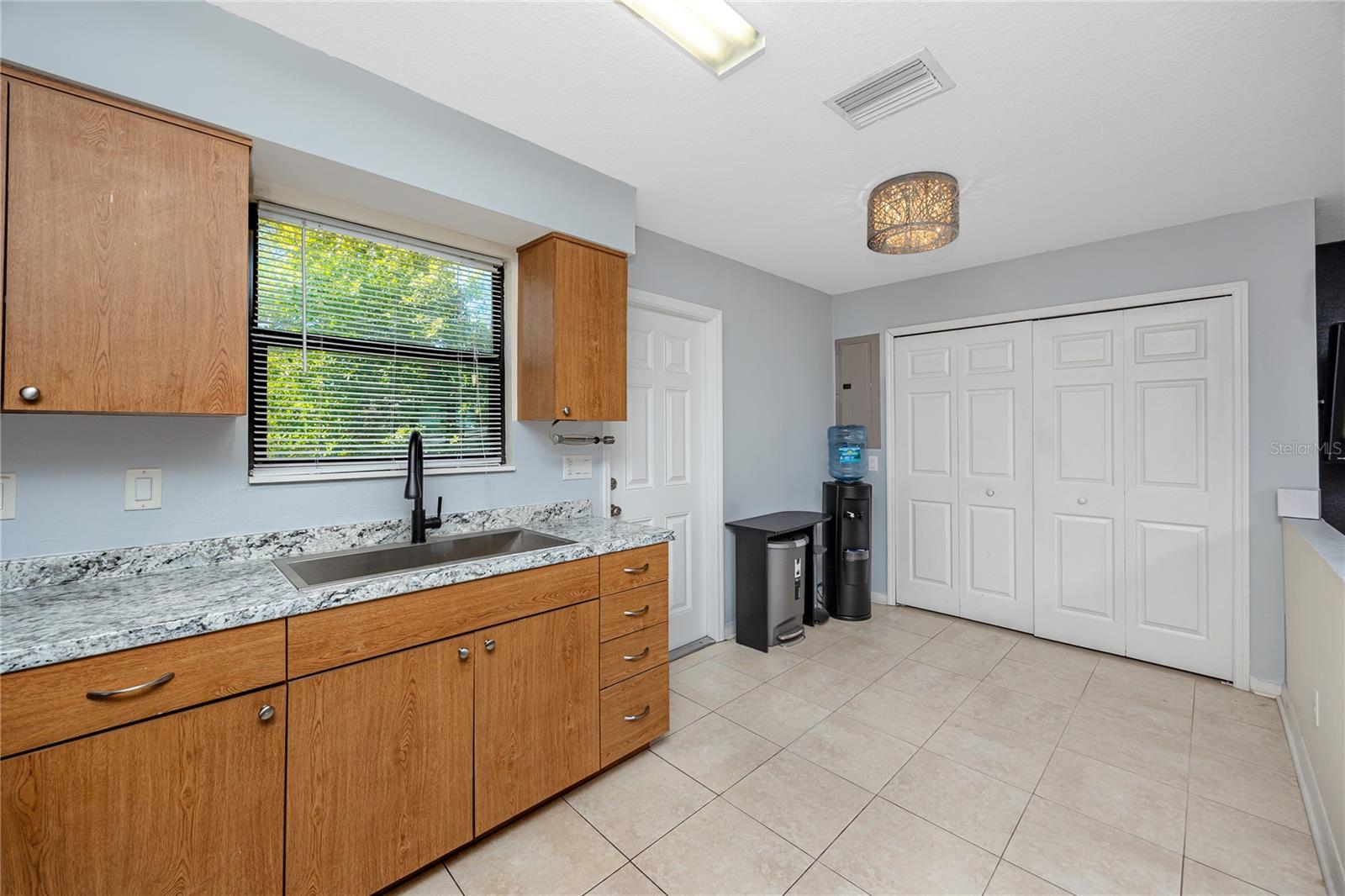 2372 18TH AVE SW, LARGO, FL, 33774