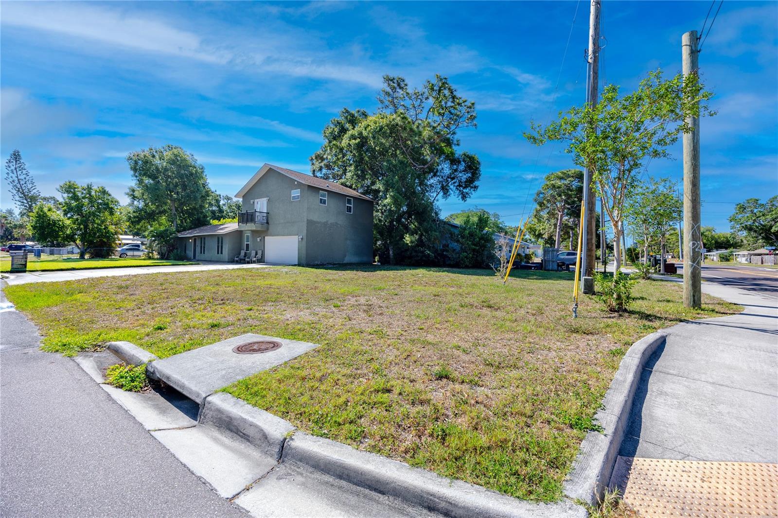 2372 18TH AVE SW, LARGO, FL, 33774
