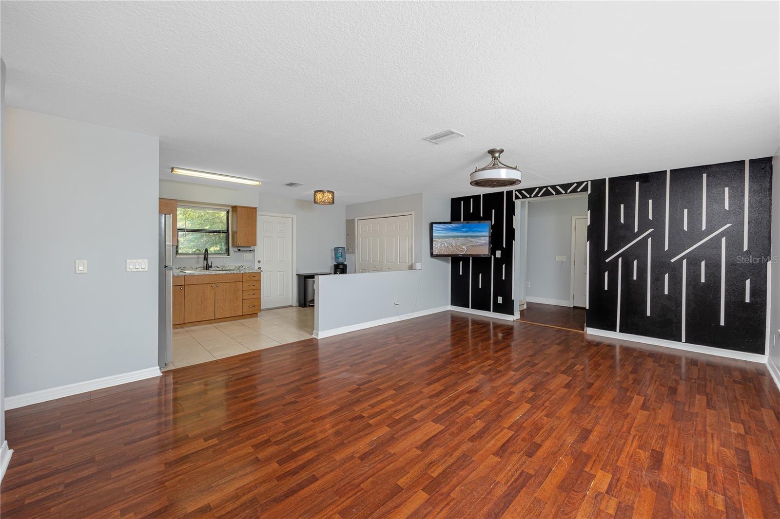 2372 18TH AVE SW, LARGO, FL, 33774