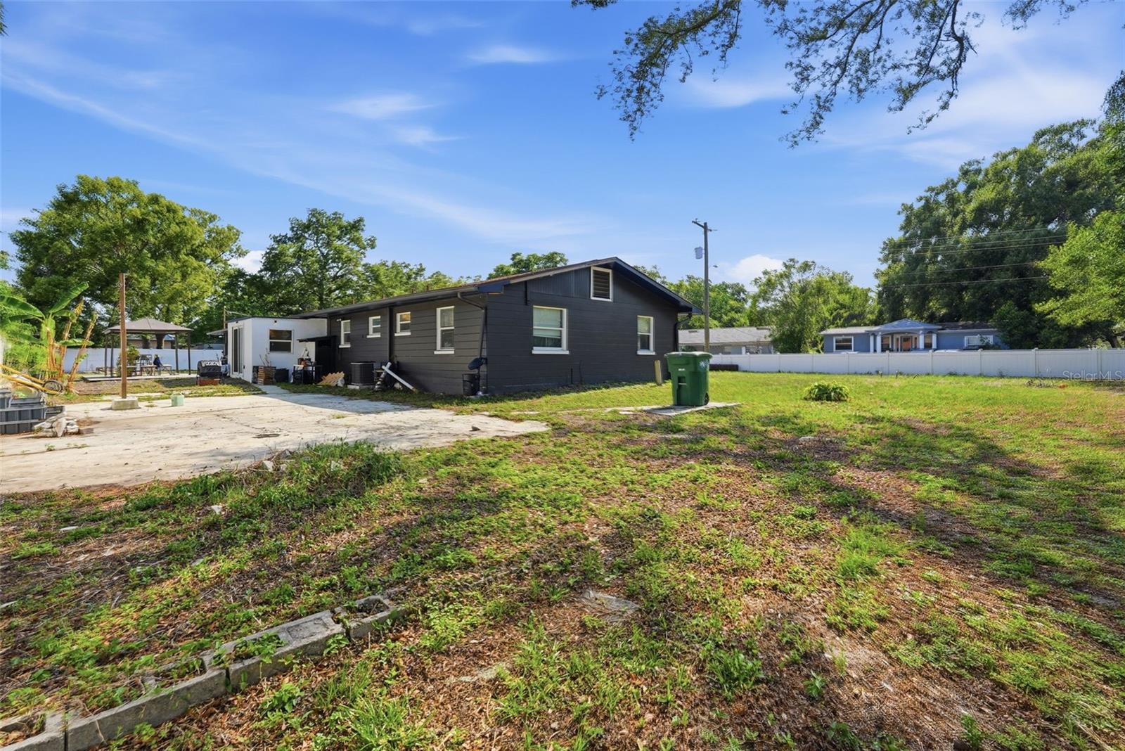 10107 N ASTER AVE, TAMPA, FL, 33612
