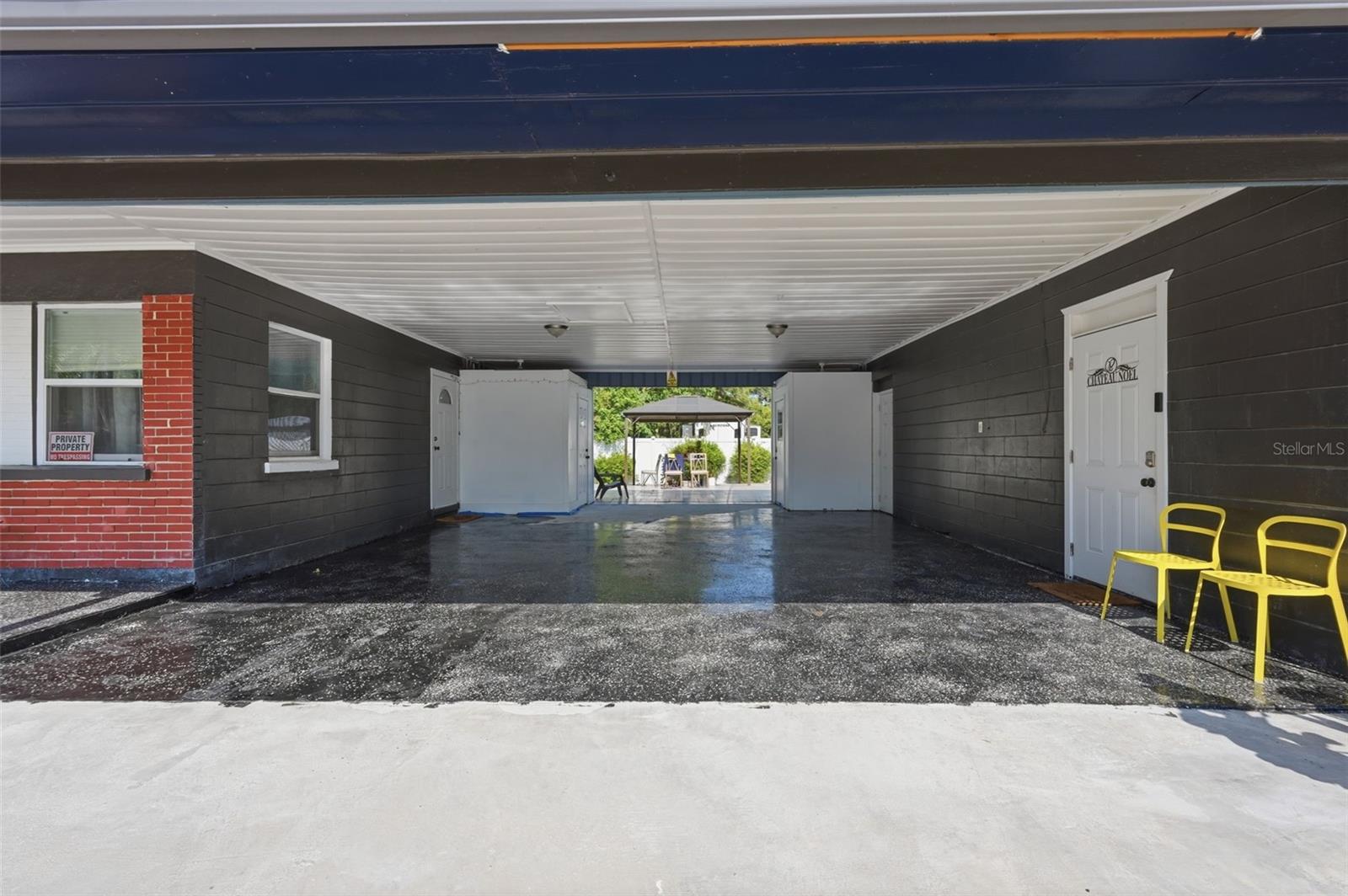 10107 N ASTER AVE, TAMPA, FL, 33612
