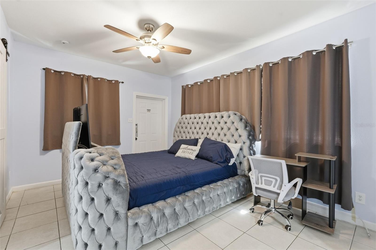 10107 N ASTER AVE, TAMPA, FL, 33612