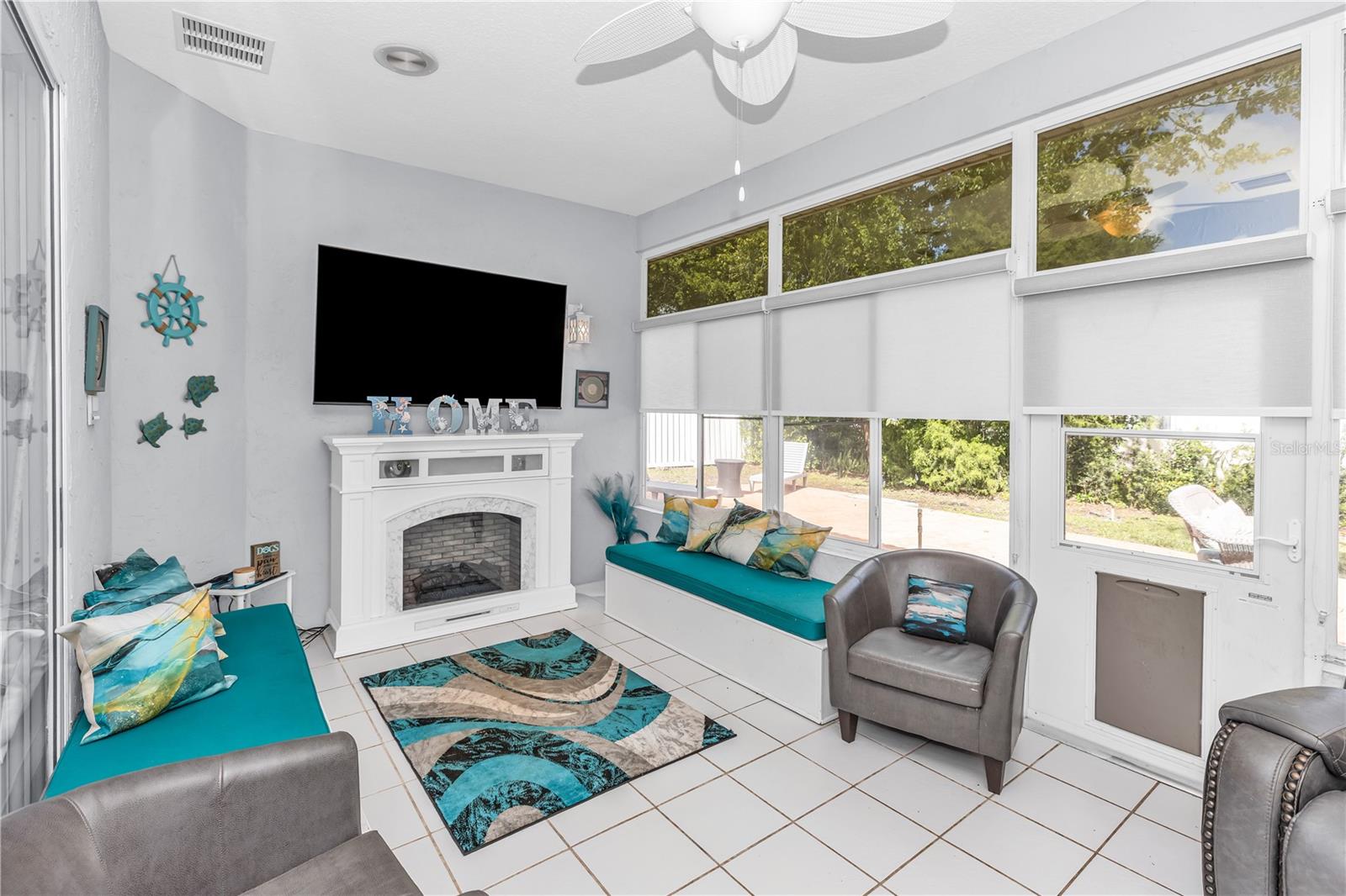 414 FAIRLANE DR, DEBARY, FL, 32713