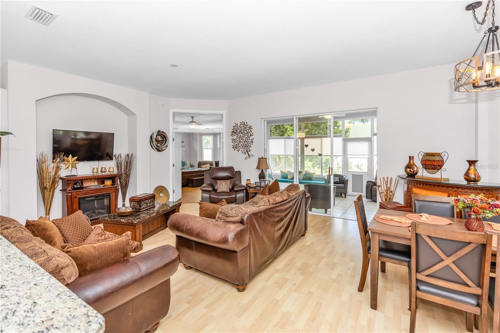 414 FAIRLANE DR, DEBARY, FL, 32713