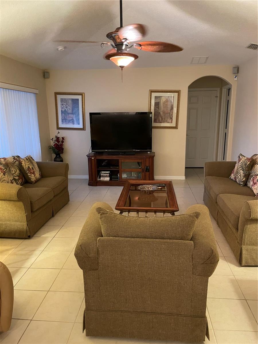 615 DOLCETTO DR, DAVENPORT, FL, 33897