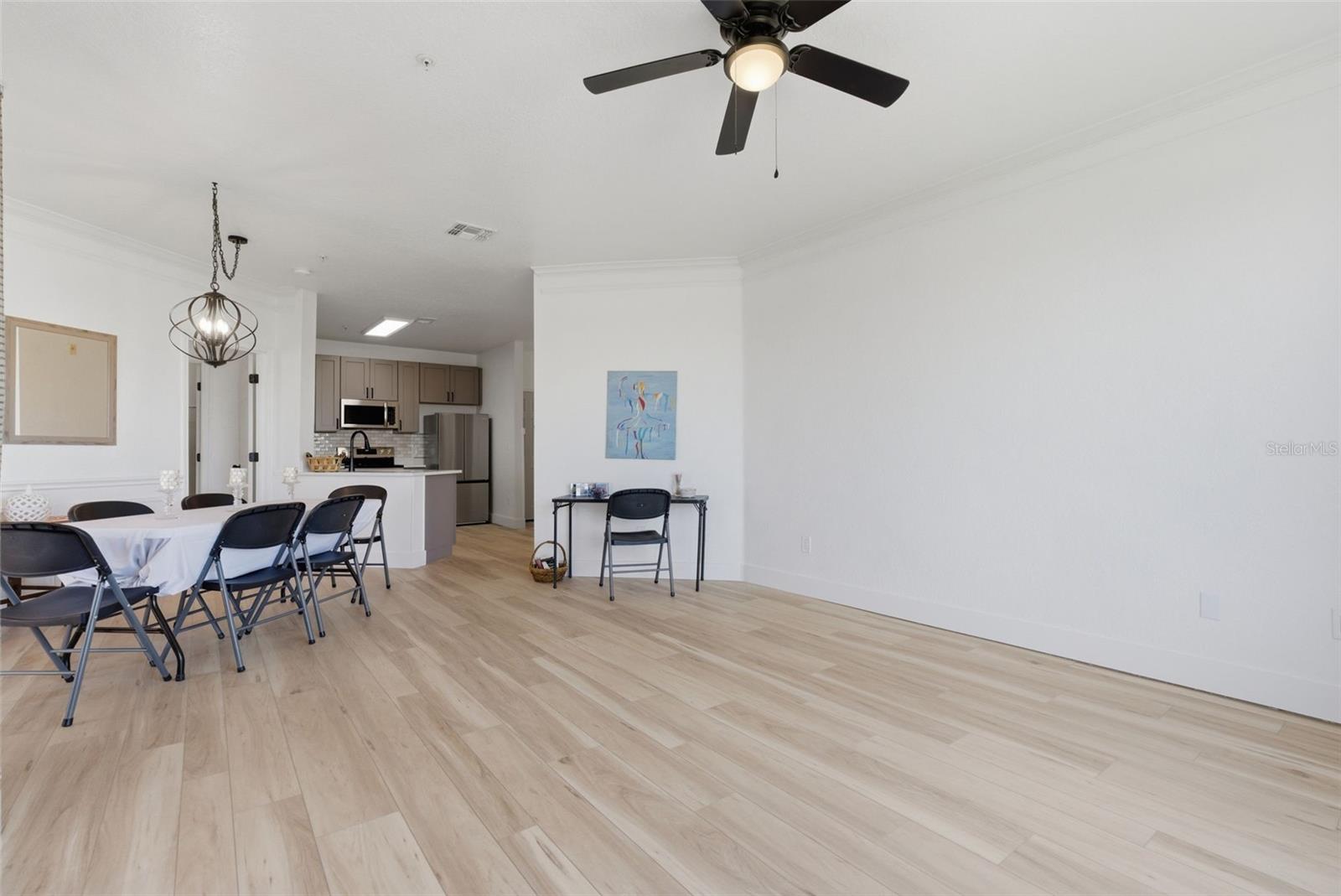 4323 BAYSIDE VILLAGE DR #312, TAMPA, FL, 33615