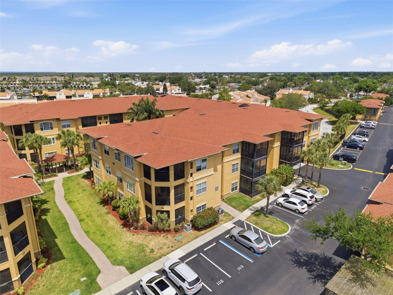 4323 BAYSIDE VILLAGE DR #312, TAMPA, FL, 33615