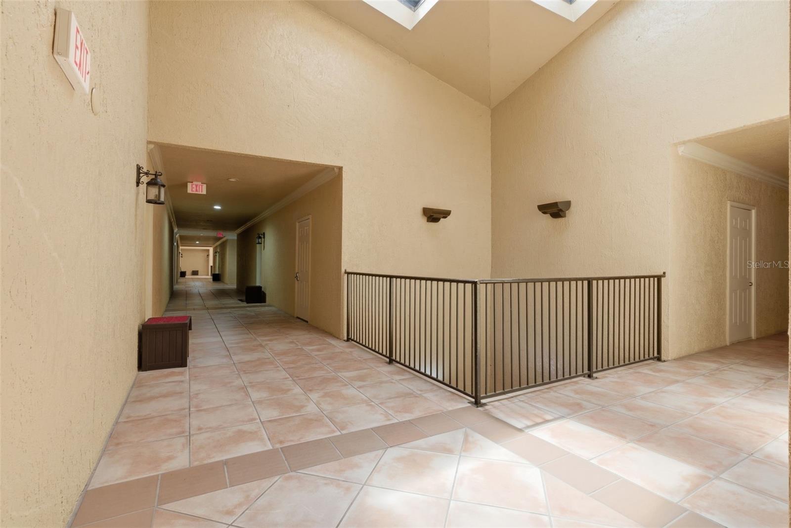 4323 BAYSIDE VILLAGE DR #312, TAMPA, FL, 33615