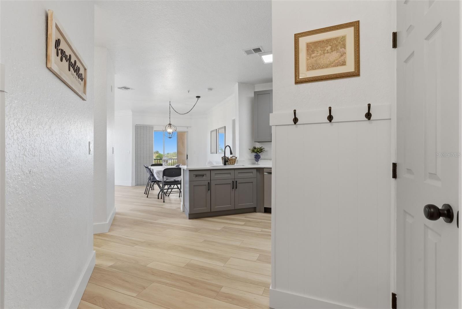 4323 BAYSIDE VILLAGE DR #312, TAMPA, FL, 33615