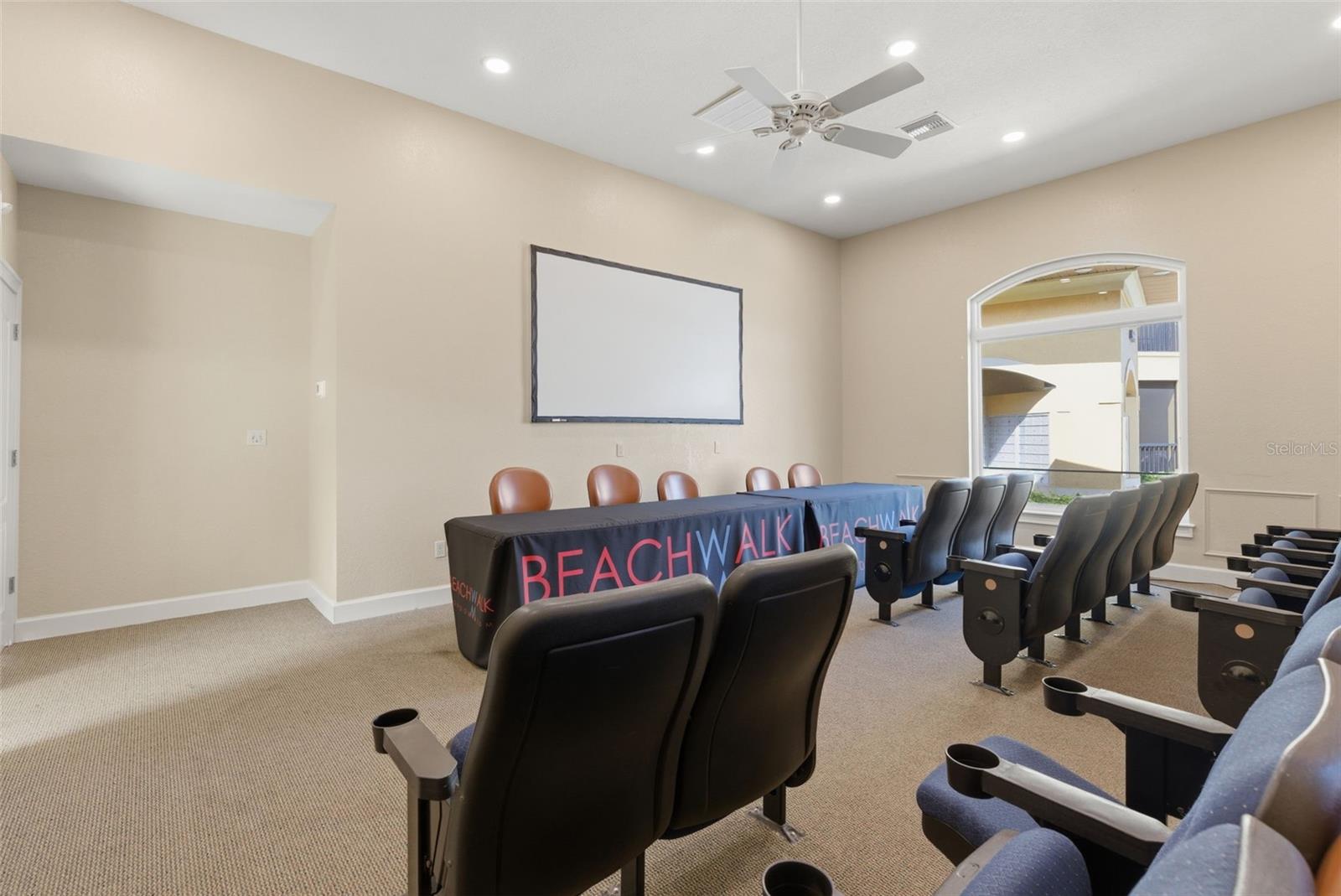 4323 BAYSIDE VILLAGE DR #312, TAMPA, FL, 33615