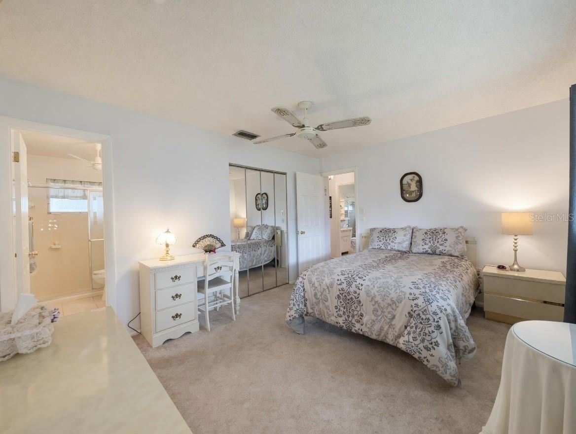 2225 ORANGE BLOSSOM LN, BRADENTON, FL, 34207
