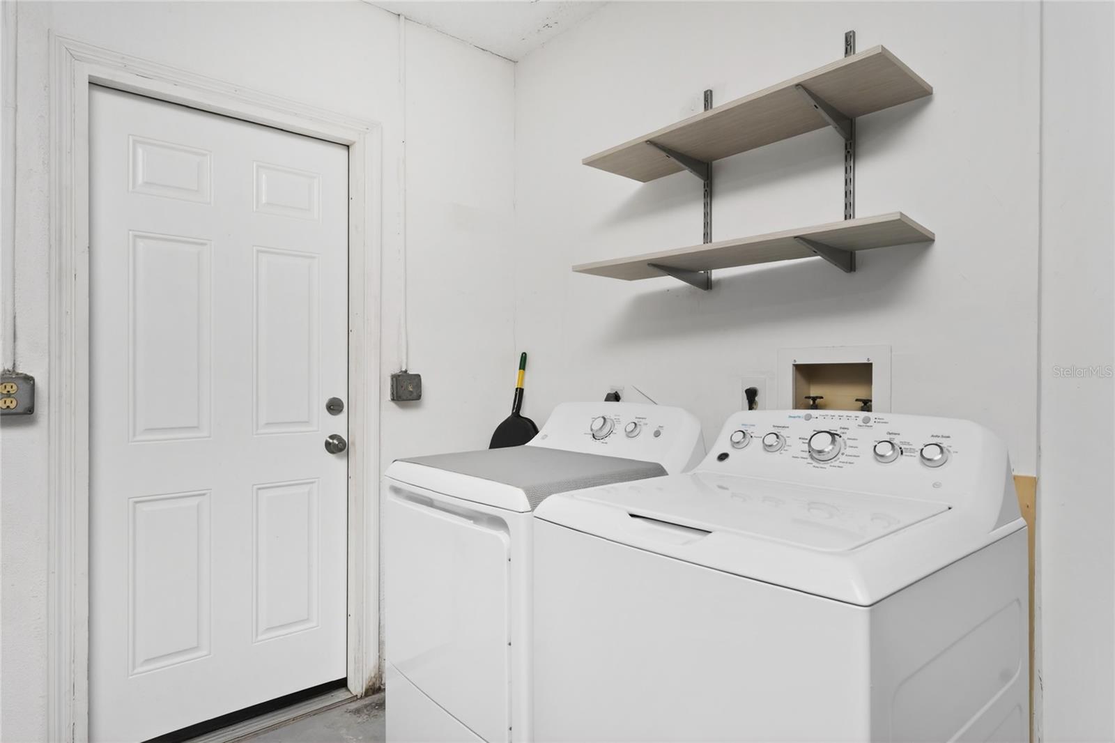 1014 DARBY DR NW, PORT CHARLOTTE, FL, 33948