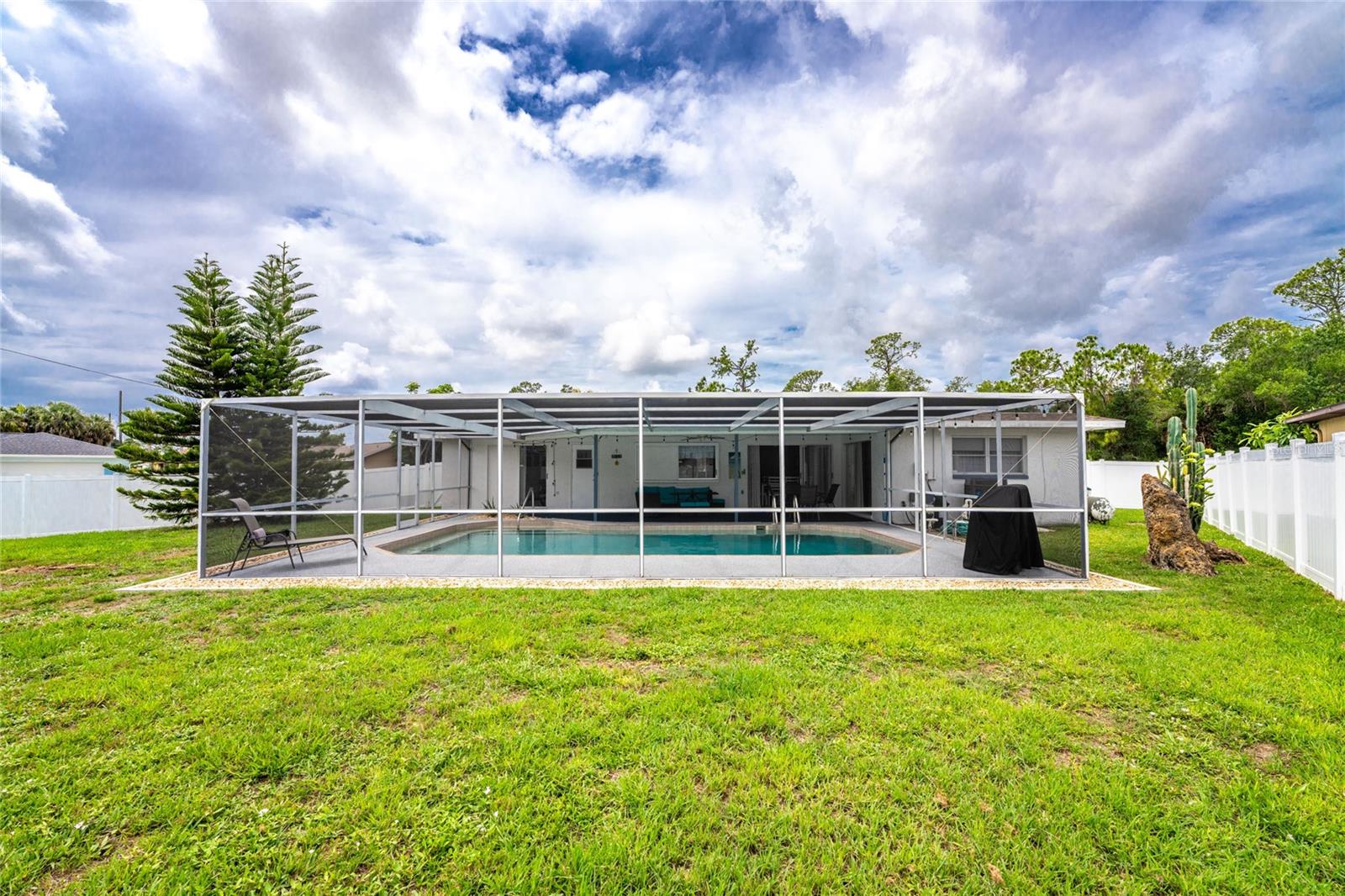 1014 DARBY DR NW, PORT CHARLOTTE, FL, 33948