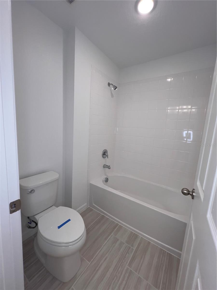471 THOMPSON VILLAGE AVE, APOPKA, FL, 32703