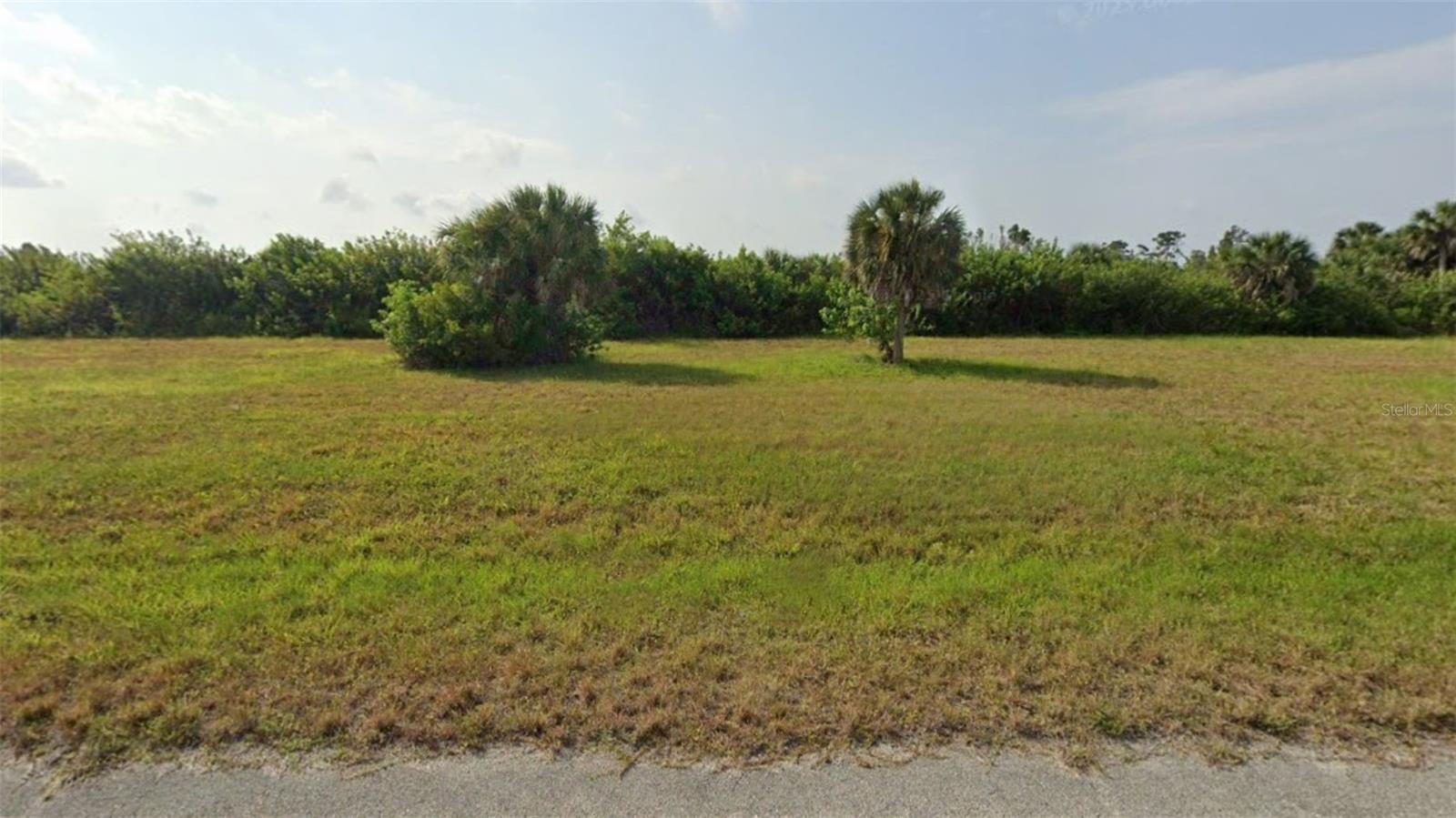 8 MISTLETOE LN, PLACIDA, FL, 33946