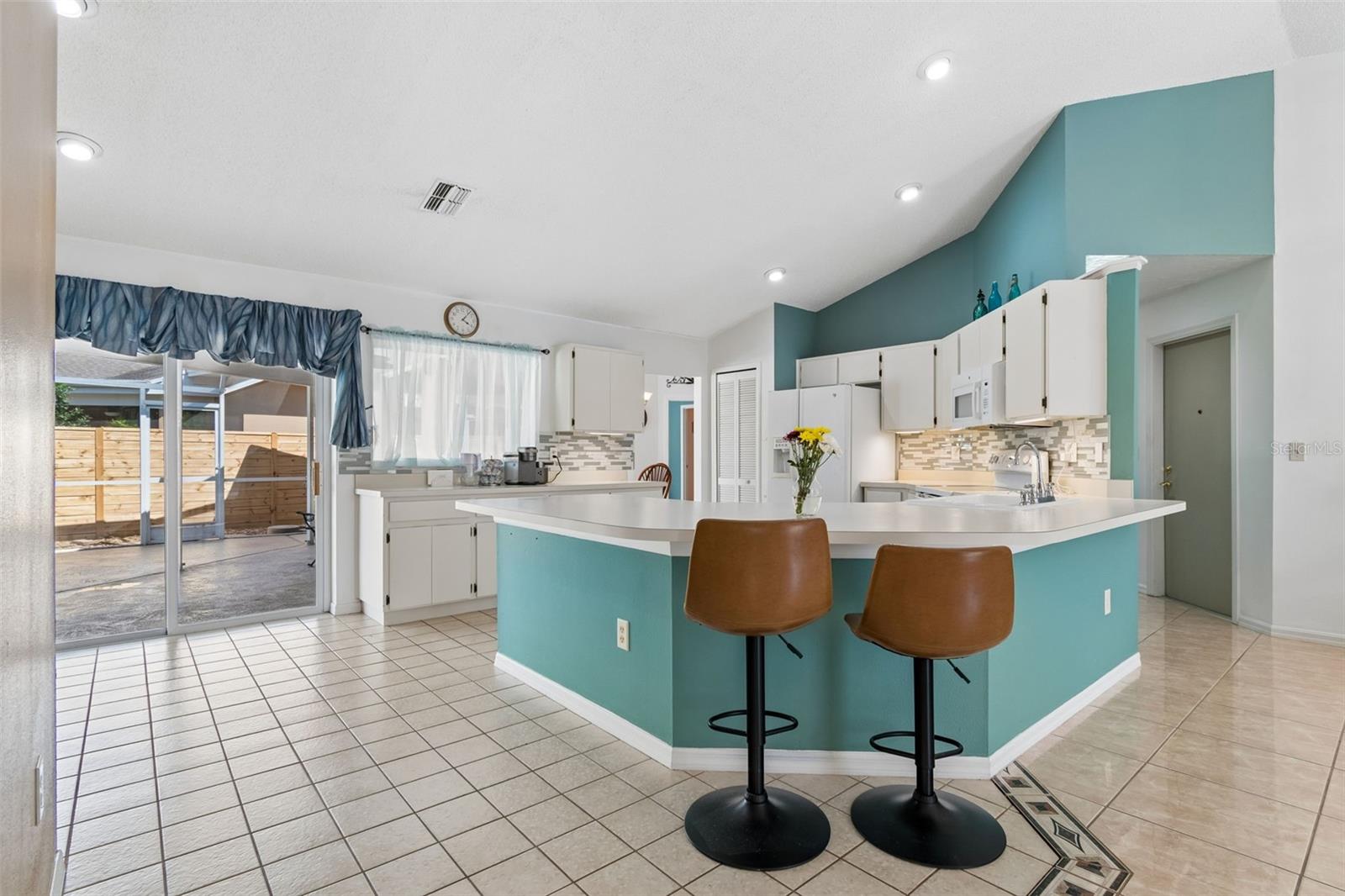 907 BRITTANY PARK BLVD, TARPON SPRINGS, FL, 34689