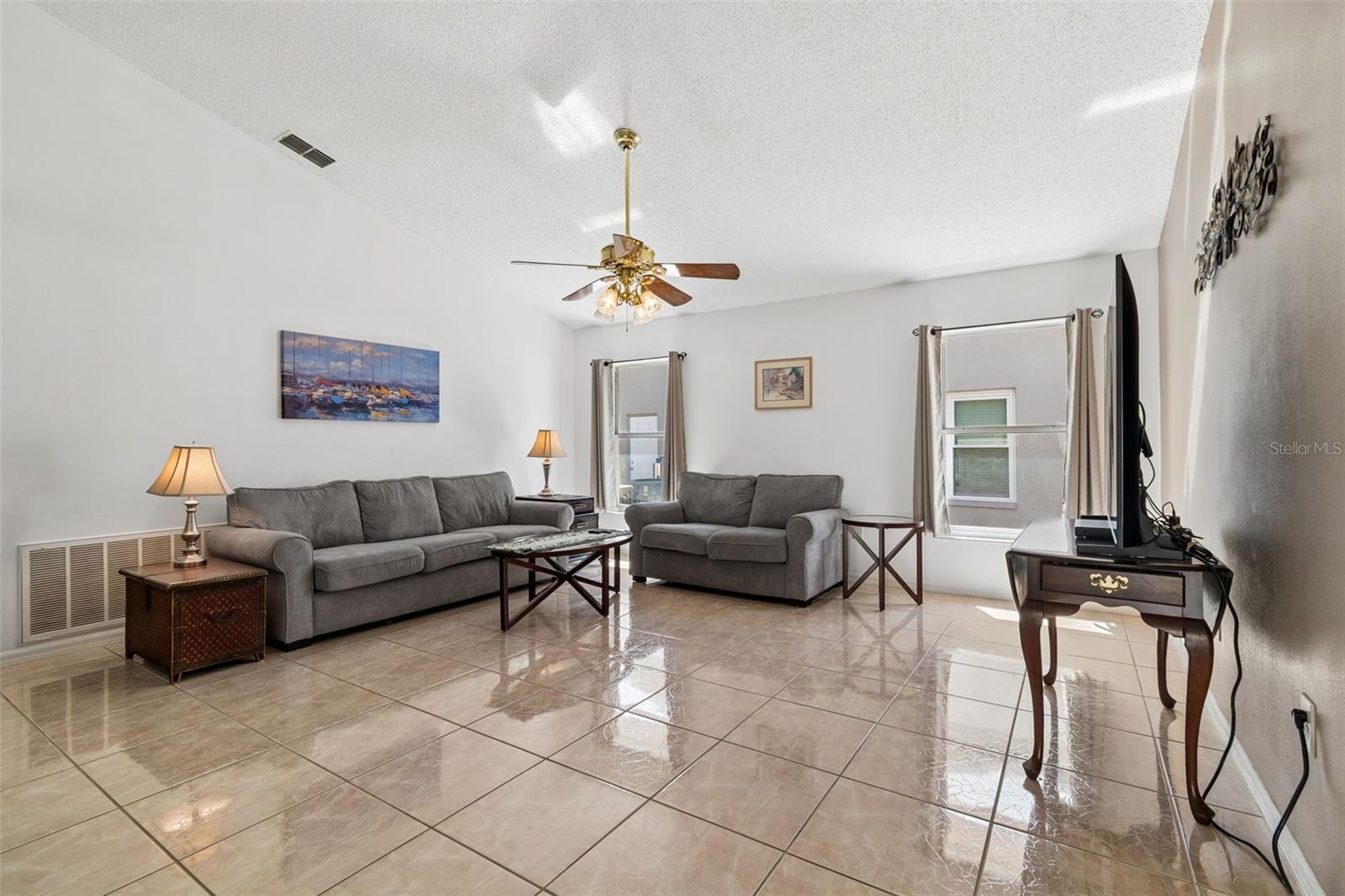907 BRITTANY PARK BLVD, TARPON SPRINGS, FL, 34689