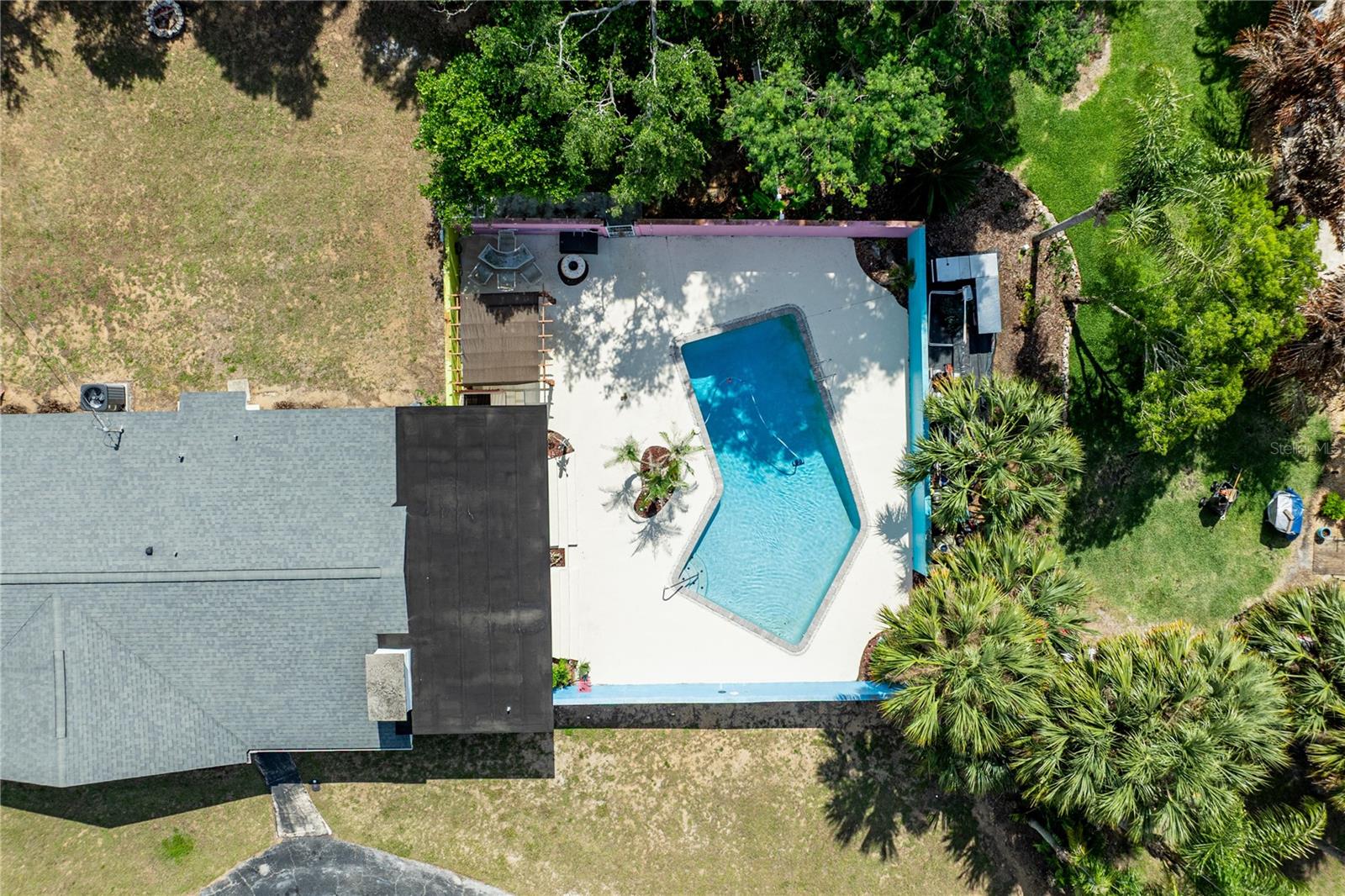 210 DONNA ST, TAVARES, FL, 32778