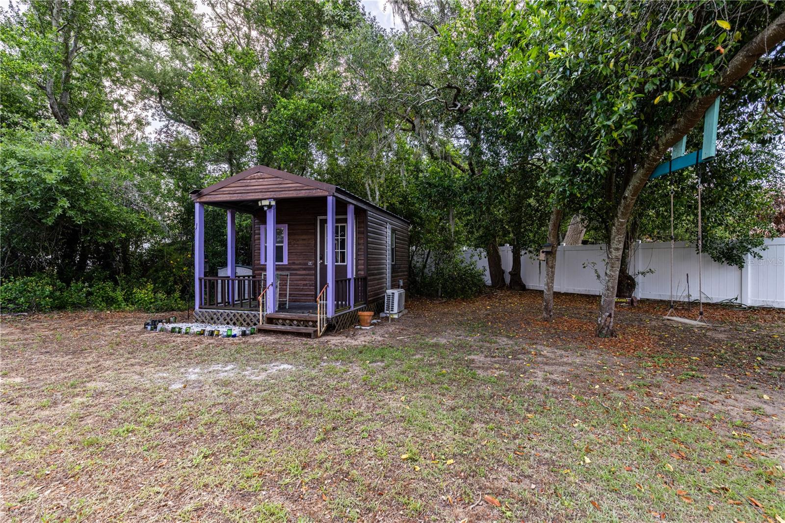 210 DONNA ST, TAVARES, FL, 32778