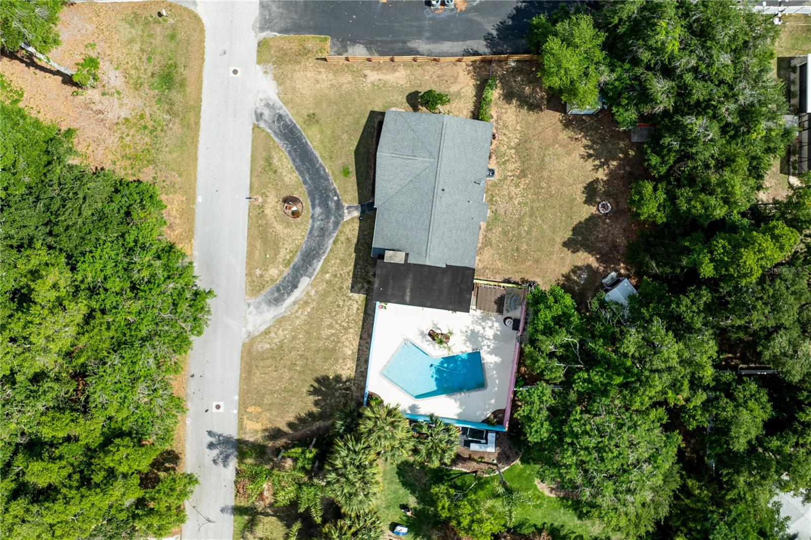 210 DONNA ST, TAVARES, FL, 32778