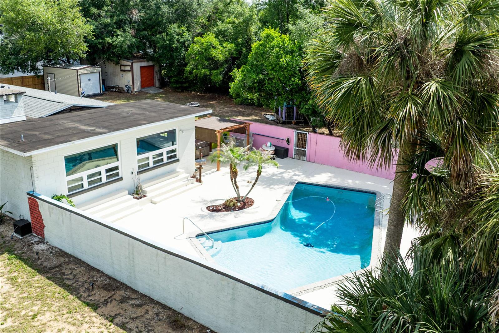 210 DONNA ST, TAVARES, FL, 32778