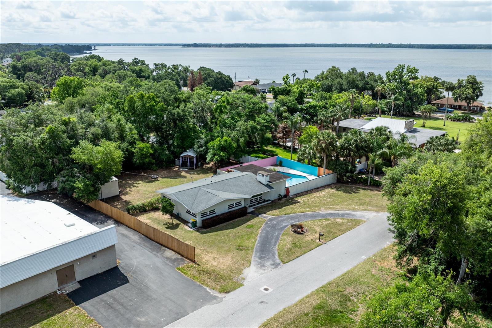 210 DONNA ST, TAVARES, FL, 32778