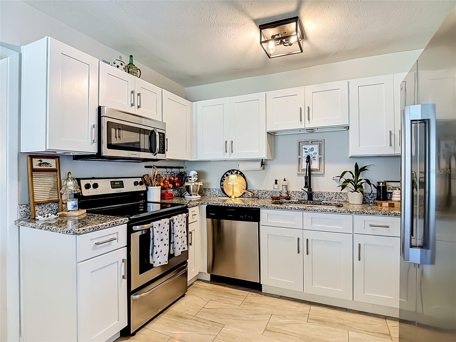 135 CONNIE AVE, TAMPA, FL, 33613