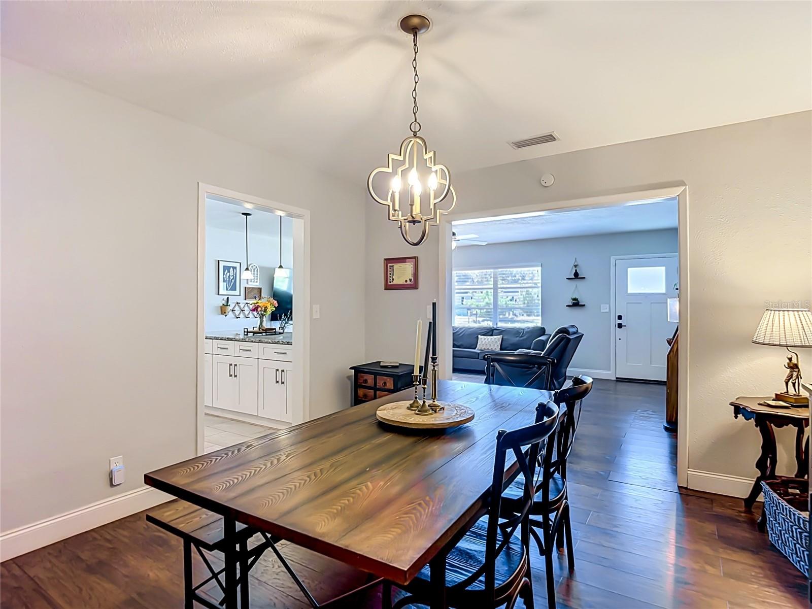135 CONNIE AVE, TAMPA, FL, 33613