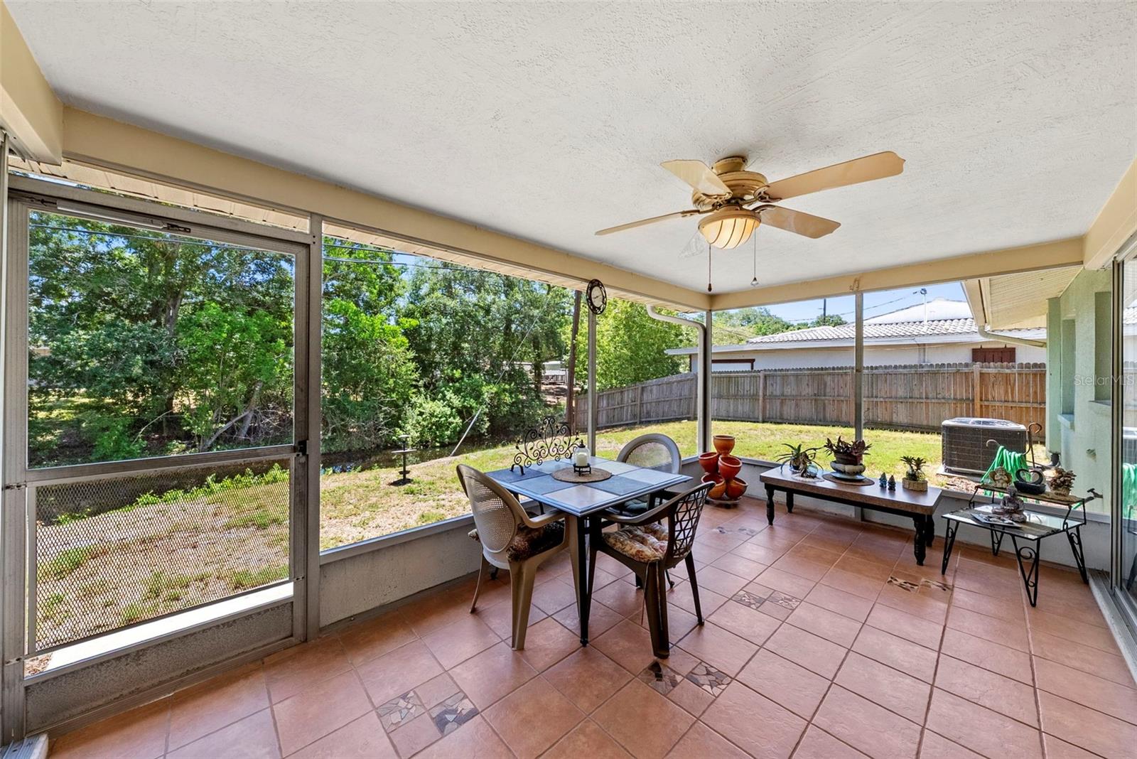 1413 EMBASSY DR, CLEARWATER, FL, 33764