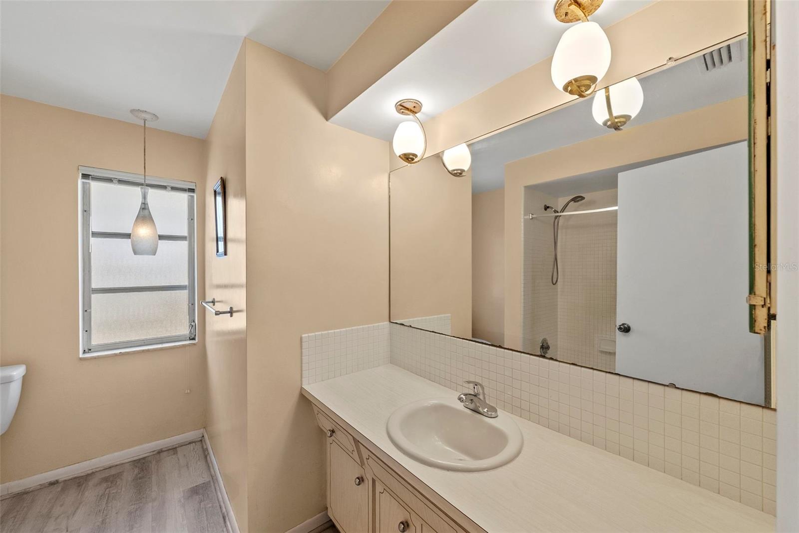 1413 EMBASSY DR, CLEARWATER, FL, 33764