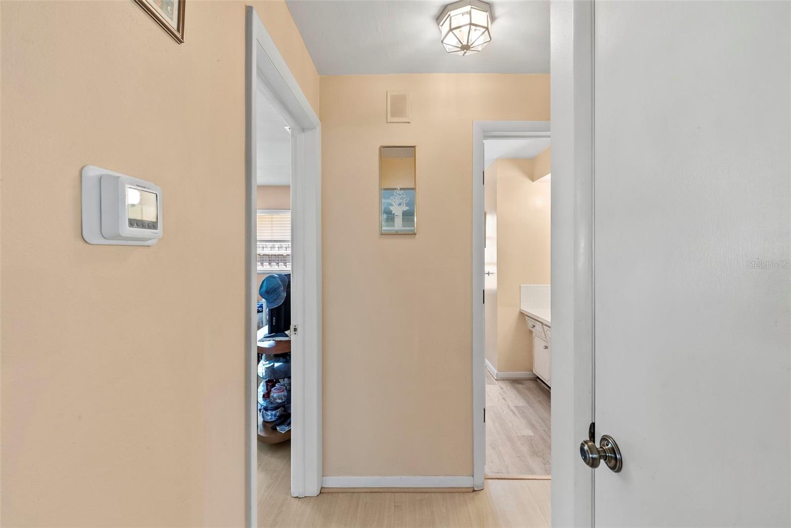 1413 EMBASSY DR, CLEARWATER, FL, 33764
