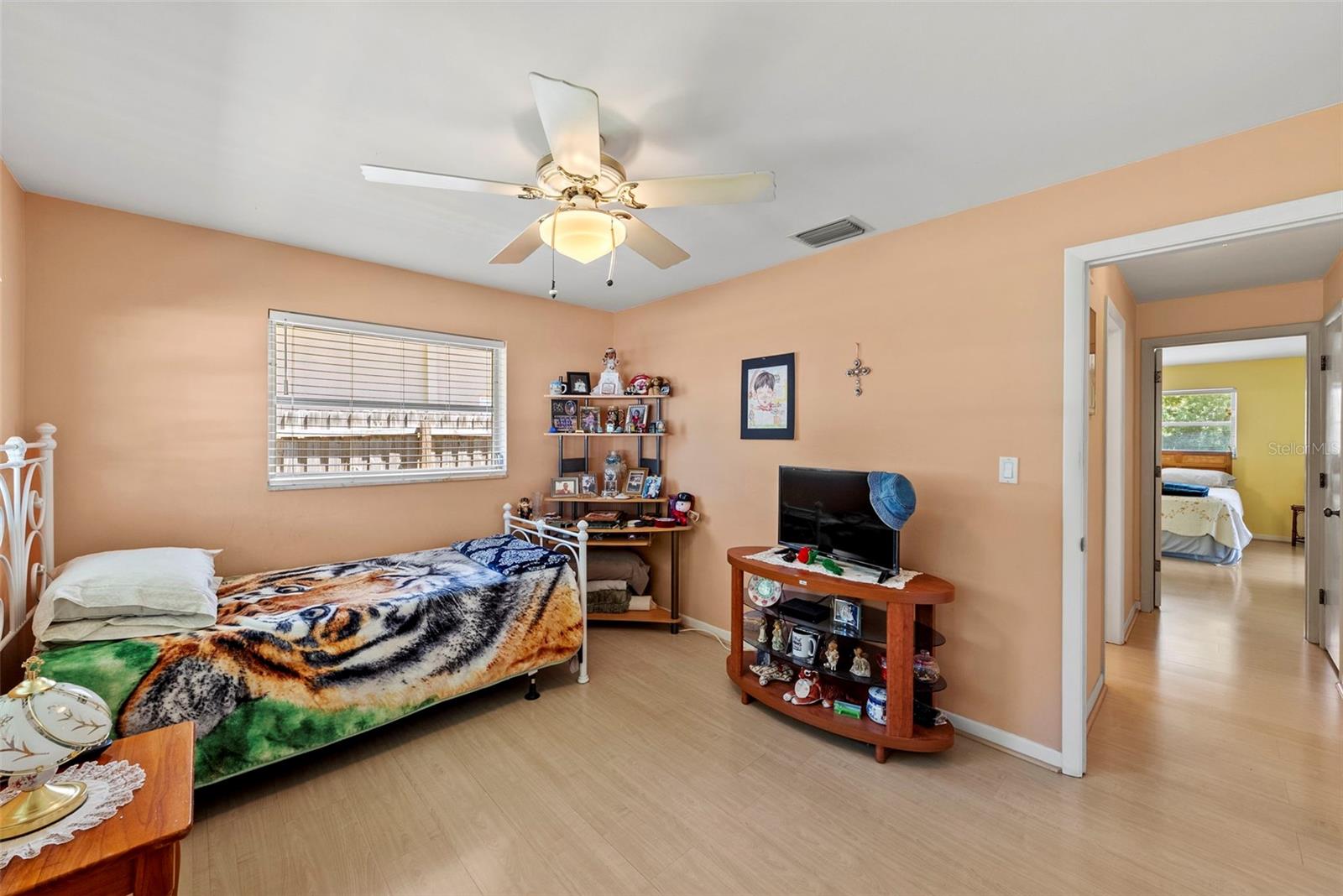 1413 EMBASSY DR, CLEARWATER, FL, 33764