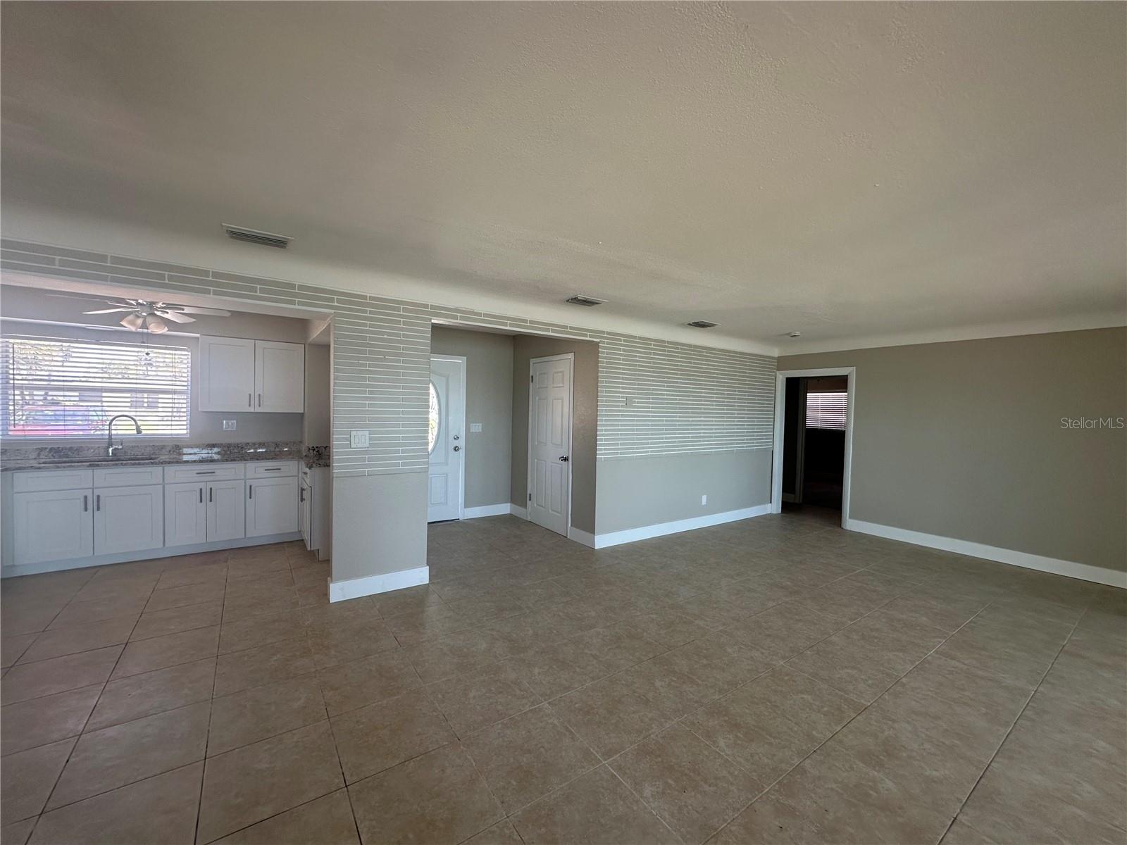 SOUTH PASADENA, FL, 33707