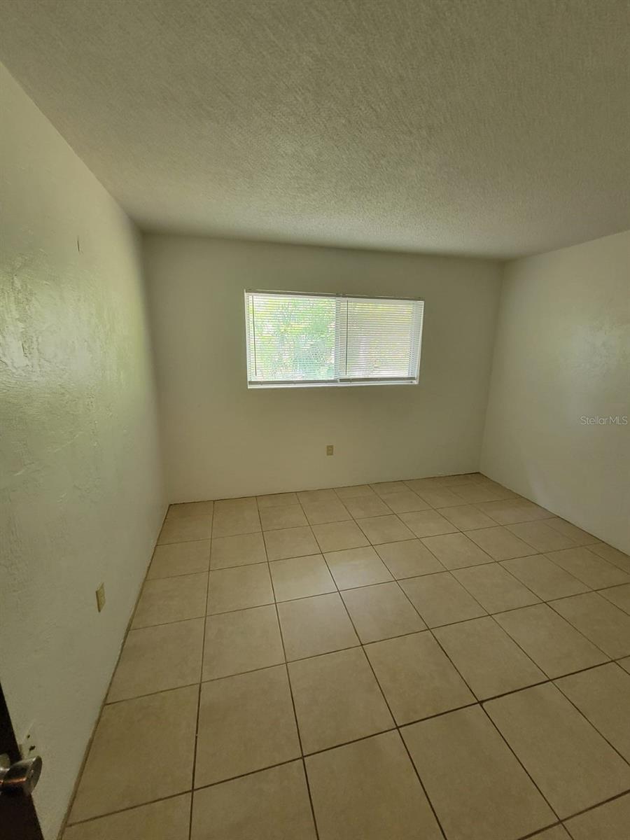 1216 KENNEDY RD #4, DAYTONA BEACH, FL, 32117