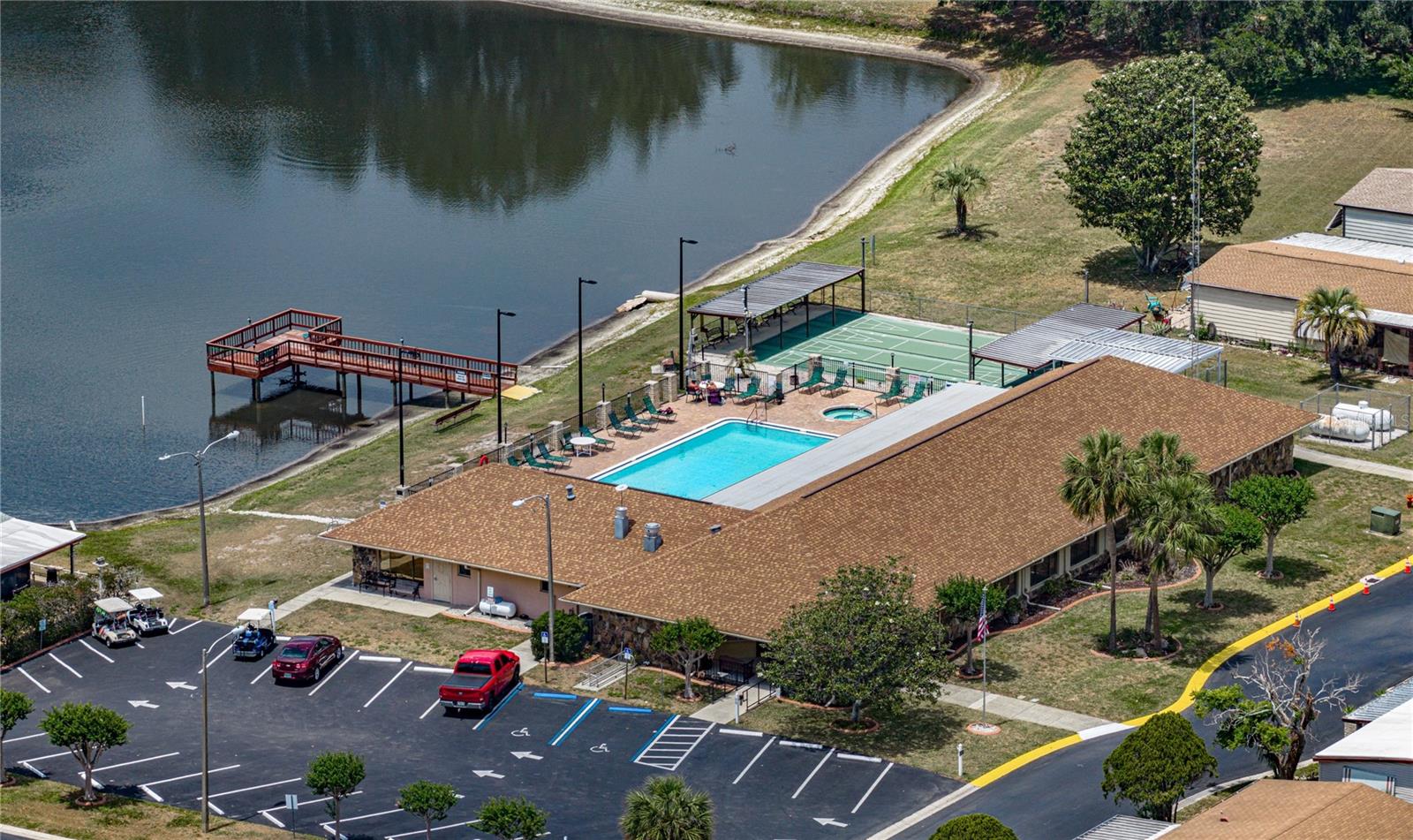 3201 HIDDEN LAKE DR, WESLEY CHAPEL, FL, 33543